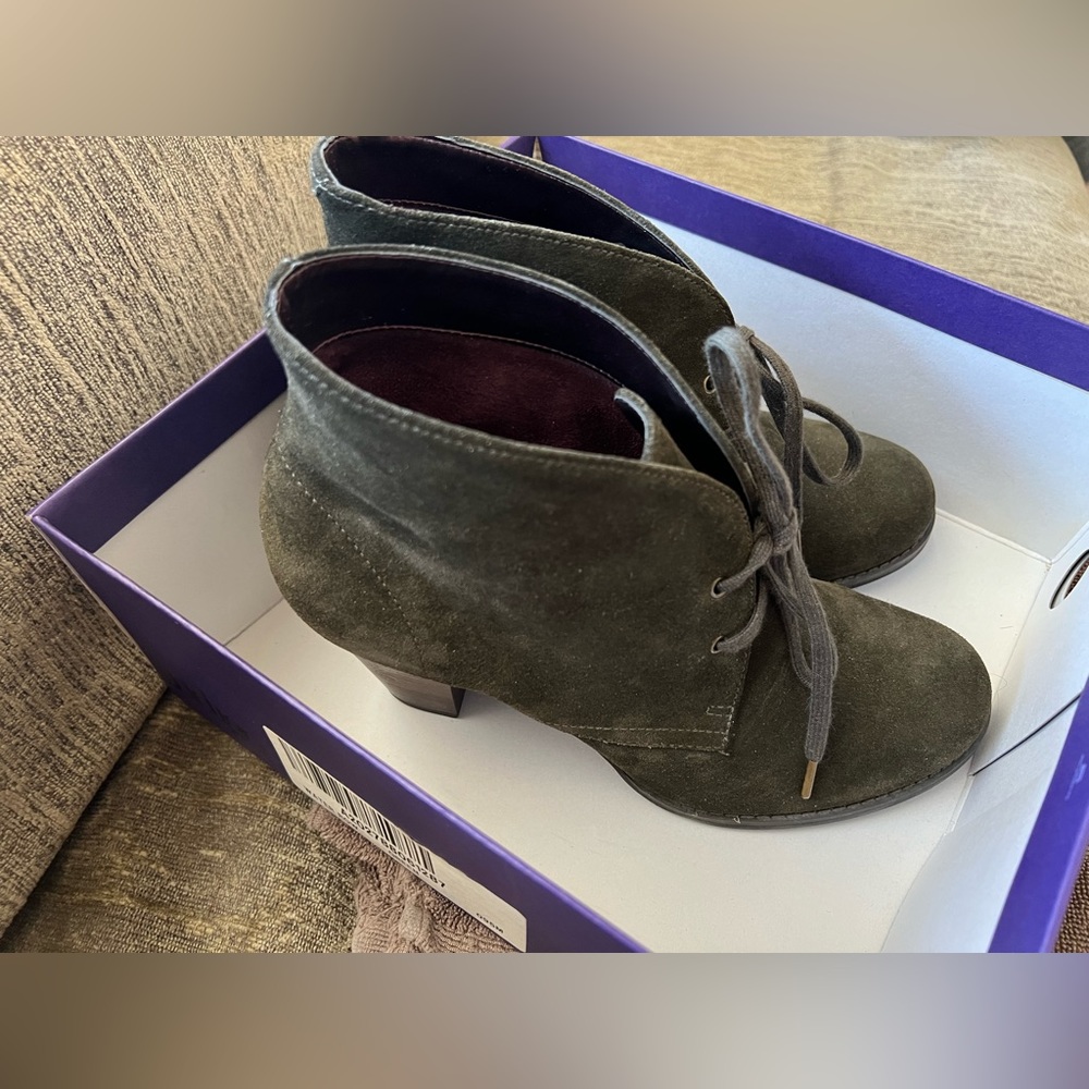 Indigo by Clark’s Green Water Row Booties